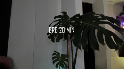 Snapshot of you_y0ung_pervert chatting on January 2025 06:28:02 AM Mar online show from January 2025 06:28:02 AM