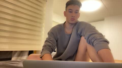 Snapshot of youcan__ chatting on November 2025 01:04:02 PM youcan__ online show from November 2025 01:04:02 PM