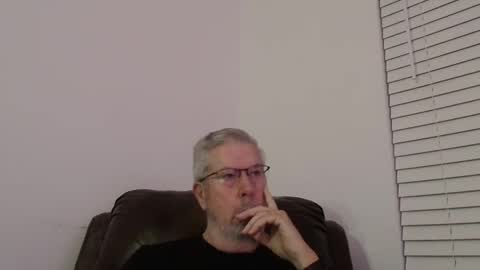 Colorado Guy Straight online show from December 2024 01:38:02 PM