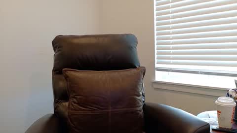 Snapshot of yougogirl_3 chatting on October 2025 05:56:01 PM Colorado Guy Straight online show from October 2025 05:56:01 PM