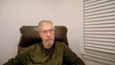 Snapshot of yougogirl_3 chatting on November 2025 12:37:02 PM Colorado Guy Straight online show from November 2025 12:37:02 PM