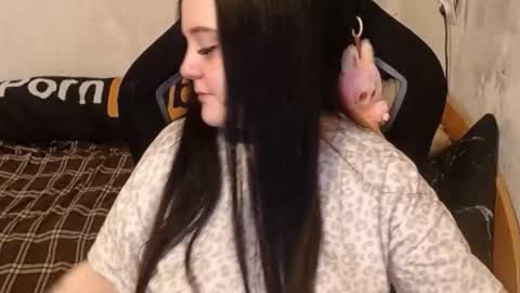 your_8a8y online show from November 2025 11:20:01 AM