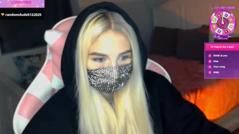 Snapshot of your___barbie chatting on January 2025 10:01:01 PM Barbie online show from January 2025 10:01:01 PM