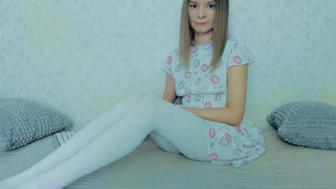 Lily online show from February 2025 12:06:02 PM