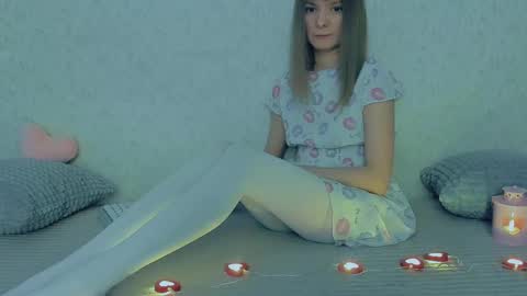Lily online show from February 2025 07:37:01 AM
