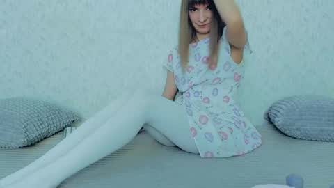 Lily online show from February 2025 06:59:02 AM