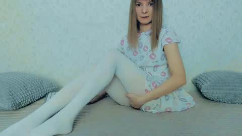 Lily online show from February 2025 11:49:01 AM