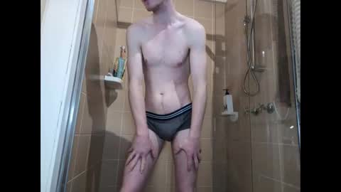 your_fit_brit_crush online show from September 2025 09:40:02 PM