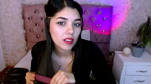 Snapshot of your_girl_of_dreams chatting on November 2025 01:48:01 AM Natt online show from November 2025 01:48:01 AM