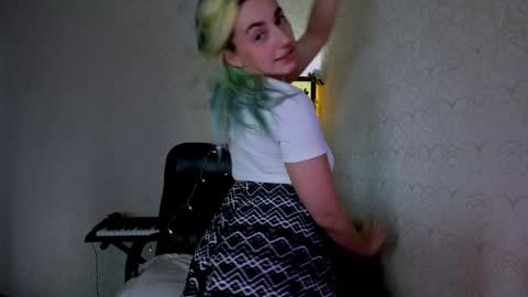 Cora online show from December 2024 06:43:01 AM