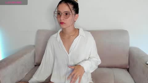 Lila  online show from January 2025 11:02:02 PM