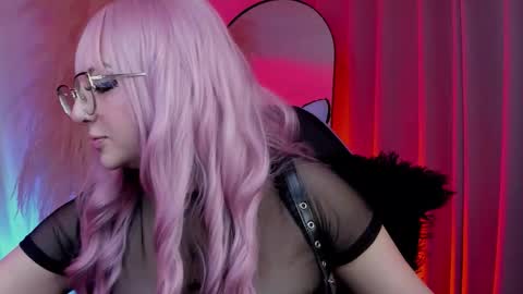 Cami independent model online show from September 2025 07:32:01 AM