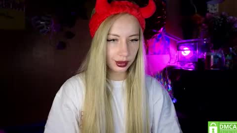 Snapshot of your_psychologist chatting on October 2025 01:33:02 AM Alice online show from October 2025 01:33:02 AM