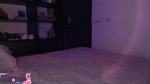 Snapshot of your_rosalie chatting on September 2025 04:50:01 AM your_rosalie online show from September 2025 04:50:01 AM