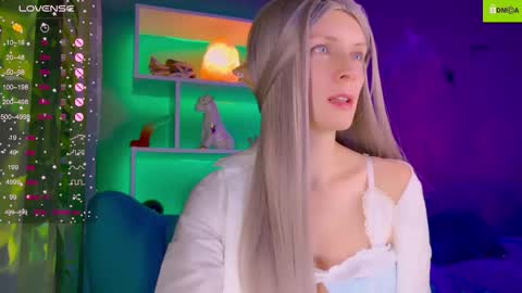 Snapshot of your_spring chatting on October 2025 01:00:02 AM your_spring online show from October 2025 01:00:02 AM