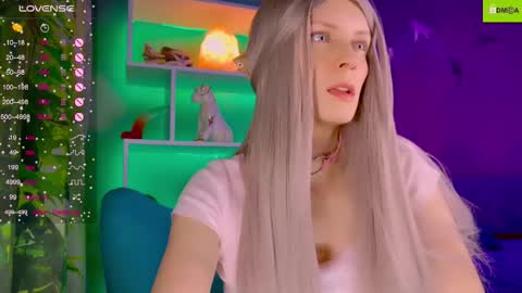 Snapshot of your_spring chatting on October 2025 01:20:02 AM your_spring online show from October 2025 01:20:02 AM