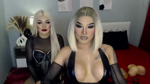 Snapshot of your_truly_goddess143 chatting on September 2025 10:37:01 AM TRICXIEBELLE online show from September 2025 10:37:01 AM
