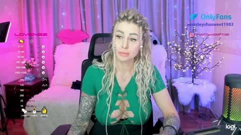 Snapshot of your_wild_amazon_forever chatting on January 2025 02:39:01 PM you can call baby Anna my goddess online show from January 2025 02:39:01 PM