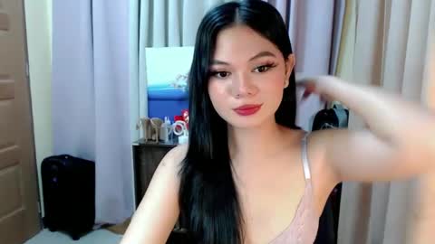 Hi its me Yna online show from December 2024 08:01:02 PM