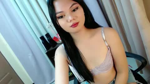 Hi its me Yna online show from December 2024 05:42:01 PM