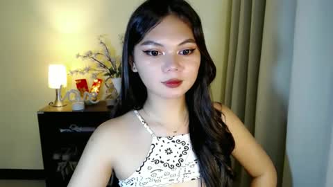 Hi its me Yna online show from February 2025 05:50:02 PM