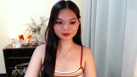 Hi its me Yna online show from February 2025 06:15:02 PM