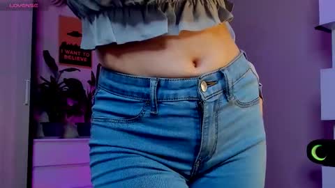 Anikka online show from October 2025 08:50:02 PM