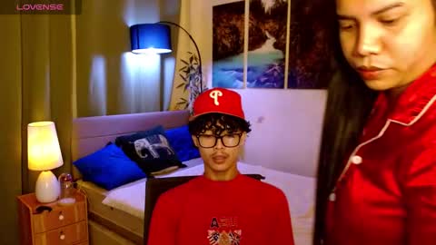 yourasiancarl online show from October 2025 12:09:02 PM