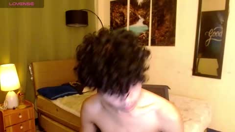 yourasiancarl online show from November 2025 04:51:01 PM