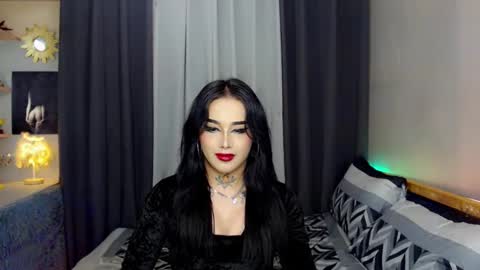 kim online show from January 2025 10:18:01 PM