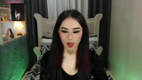 kim online show from February 2025 11:19:02 PM