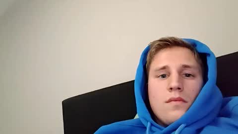 youraverage58756 online show from September 2025 01:03:01 PM