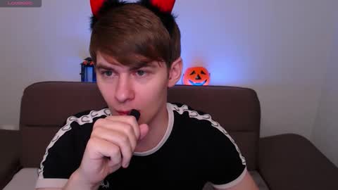 Snapshot of yourbilly chatting on November 2025 01:18:02 AM Billy online show from November 2025 01:18:02 AM