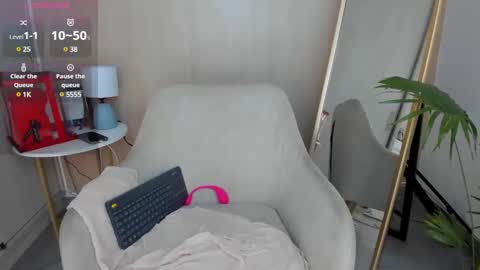 Snapshot of yourcutesofi chatting on February 2025 07:44:02 AM Sofia independent model 3 online show from February 2025 07:44:02 AM