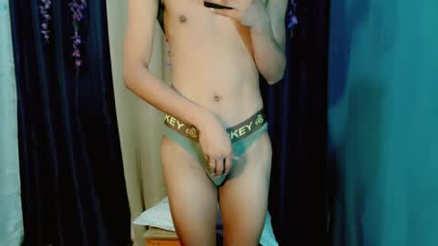 Rence online show from December 2024 05:21:02 PM