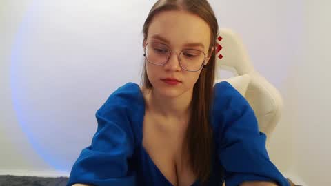 Lana online show from January 2025 09:05:02 PM