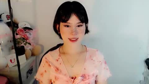 Snapshot of yourfavorateella chatting on October 2025 12:21:02 AM PrettyElla online show from October 2025 12:21:02 AM