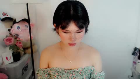 Snapshot of yourfavorateella chatting on October 2025 02:12:01 AM PrettyElla online show from October 2025 02:12:01 AM