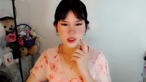 Snapshot of yourfavorateella chatting on October 2025 07:15:02 PM PrettyElla online show from October 2025 07:15:02 PM