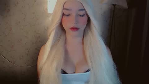 maureen love you online show from October 2025 01:09:02 AM