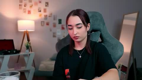 violett online show from September 2025 03:36:01 PM