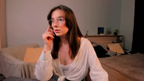 Chloe online show from February 2025 04:37:02 AM