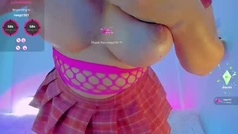 Snapshot of yourgirl11555 chatting on October 2025 08:40:01 PM Liza online show from October 2025 08:40:01 PM