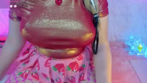 Snapshot of yourgirl11555 chatting on October 2025 02:21:02 AM Liza online show from October 2025 02:21:02 AM