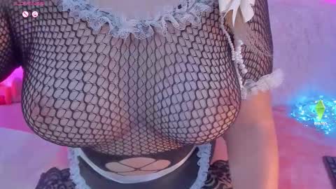 Snapshot of yourgirl11555 chatting on November 2025 11:21:01 AM Liza online show from November 2025 11:21:01 AM