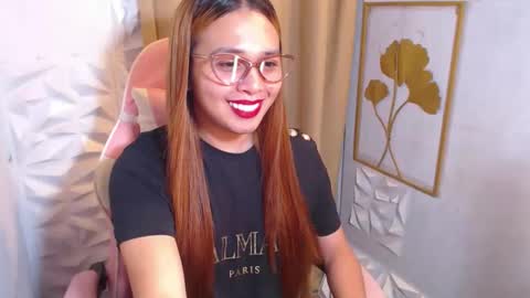 Snapshot of yourhornywife069 chatting on November 2025 07:31:02 AM ANASTASIA STEELE online show from November 2025 07:31:02 AM