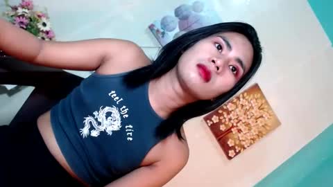 Snapshot of yourhottie_winxxx chatting on January 2025 05:53:01 AM Mauie online show from January 2025 05:53:01 AM