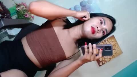 Snapshot of yourhottie_winxxx chatting on January 2025 11:54:01 PM Mauie online show from January 2025 11:54:01 PM
