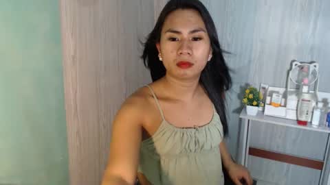 Snapshot of yourhottie_winxxx chatting on October 2025 03:15:02 AM Mauie online show from October 2025 03:15:02 AM