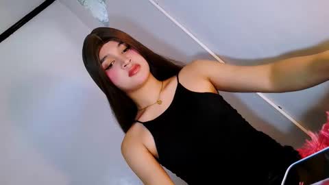 Snapshot of yourhumiliationgirl chatting on November 2025 06:24:02 AM yourhumiliationgirl online show from November 2025 06:24:02 AM